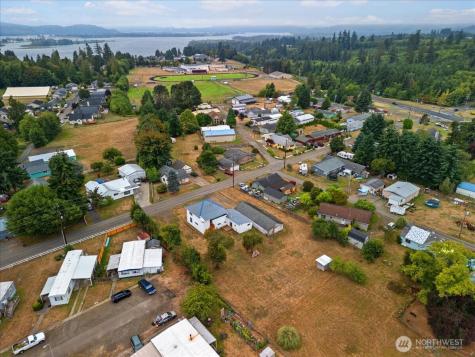 246 Jacobson Road Cathlamet WA 98612