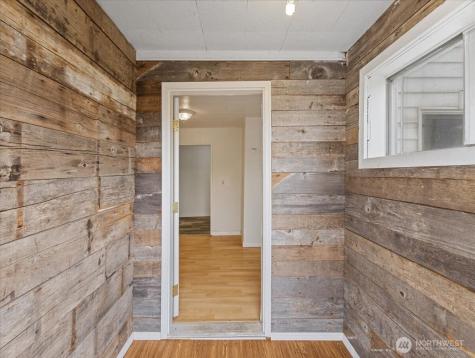 246 Jacobson Road Cathlamet WA 98612