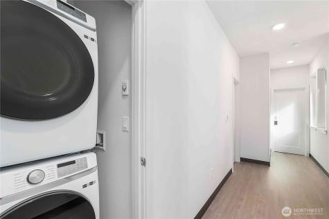 2613 3rd Avenue W Seattle WA 98119