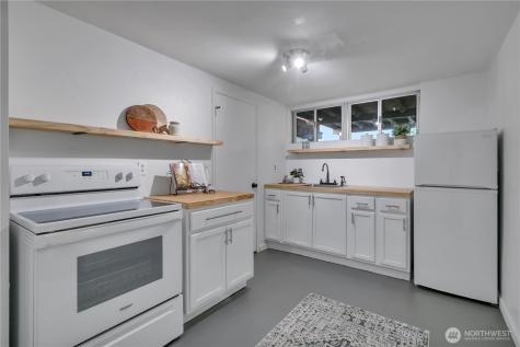7656 Pacific Avenue Tacoma WA 98408