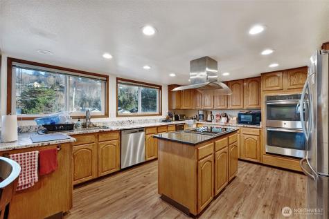 2440 Alki Avenue SW Seattle WA 98116
