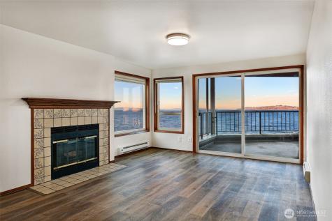 2440 Alki Avenue SW Seattle WA 98116