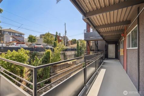 2414 13th Avenue S Seattle WA 98144