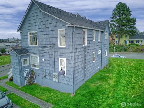 1018 Wall Street SE Everett WA 98201