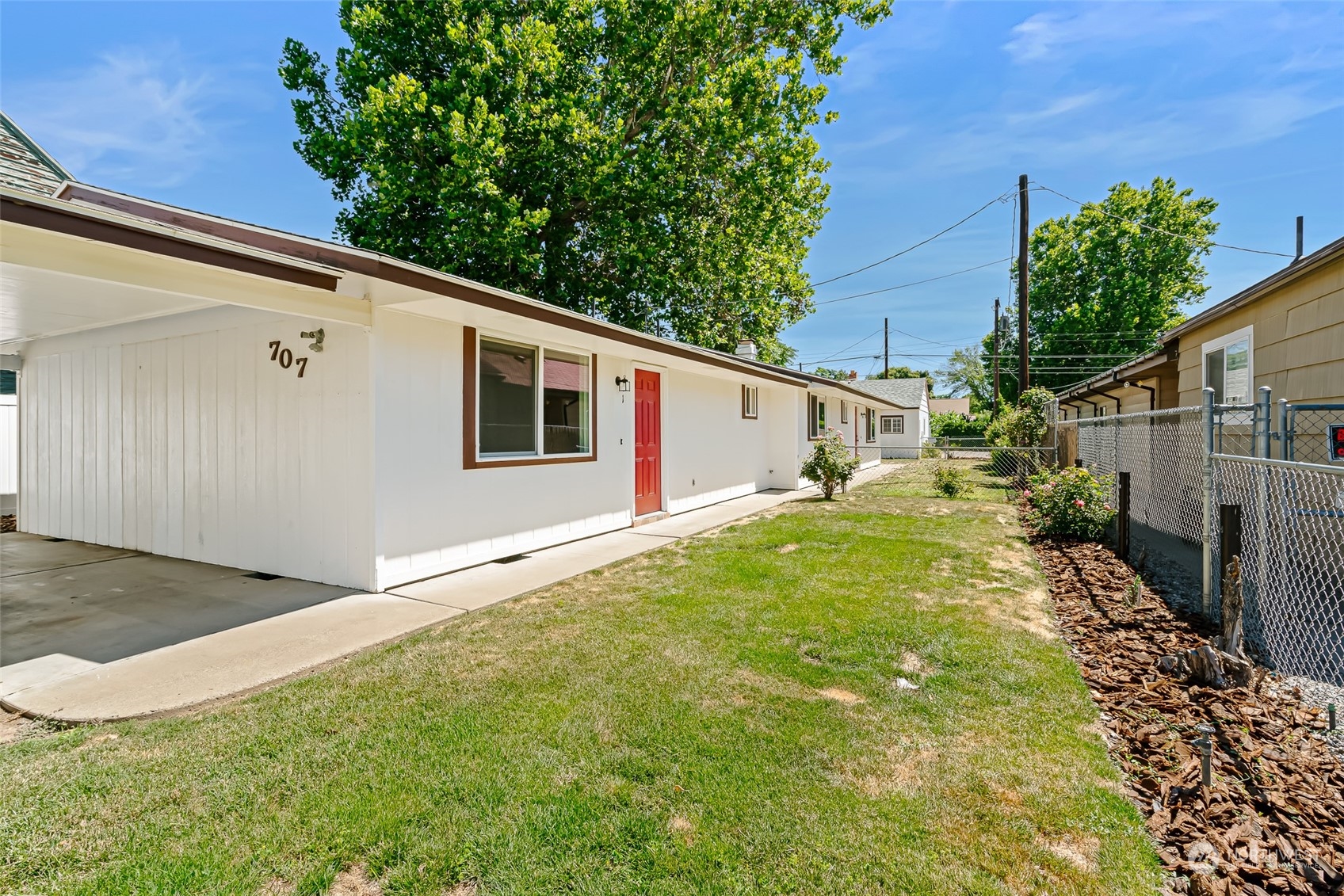 707 S 10th Avenue Yakima WA 98902