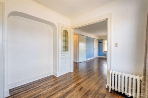 746 10th Avenue E Seattle WA 98102