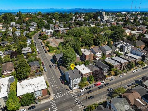 746 10th Avenue E Seattle WA 98102