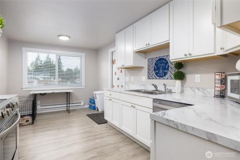 401 Stanford Drive Mount Vernon WA 98273