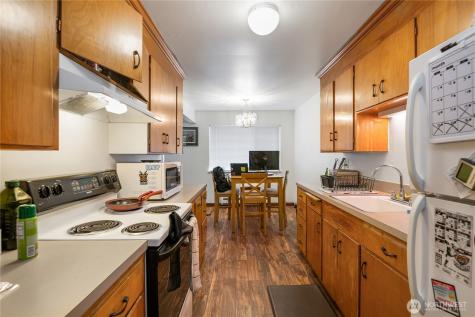 14520 Phinney Avenue N Shoreline WA 98133