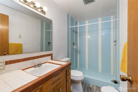 14520 Phinney Avenue N Shoreline WA 98133
