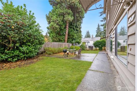 14520 Phinney Avenue N Shoreline WA 98133