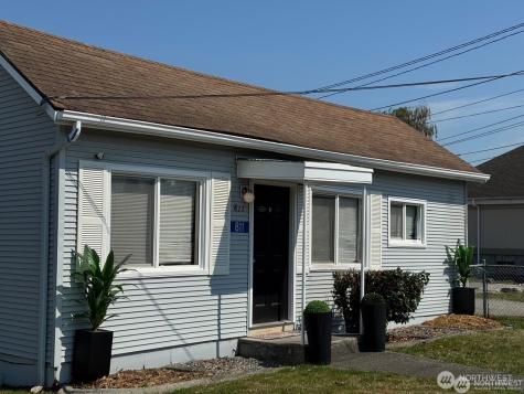811 E Fairhaven Avenue Burlington WA 98233