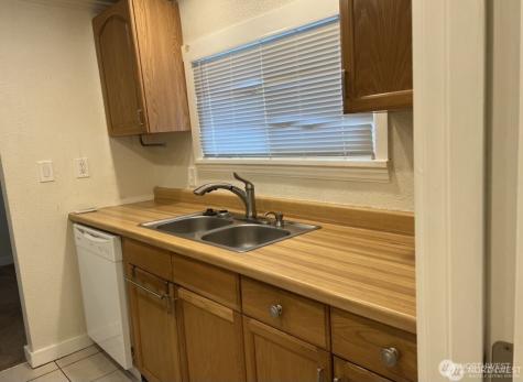 811 E Fairhaven Avenue Burlington WA 98233
