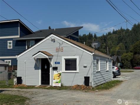811 E Fairhaven Avenue Burlington WA 98233