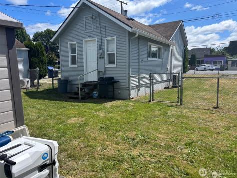 811 E Fairhaven Avenue Burlington WA 98233