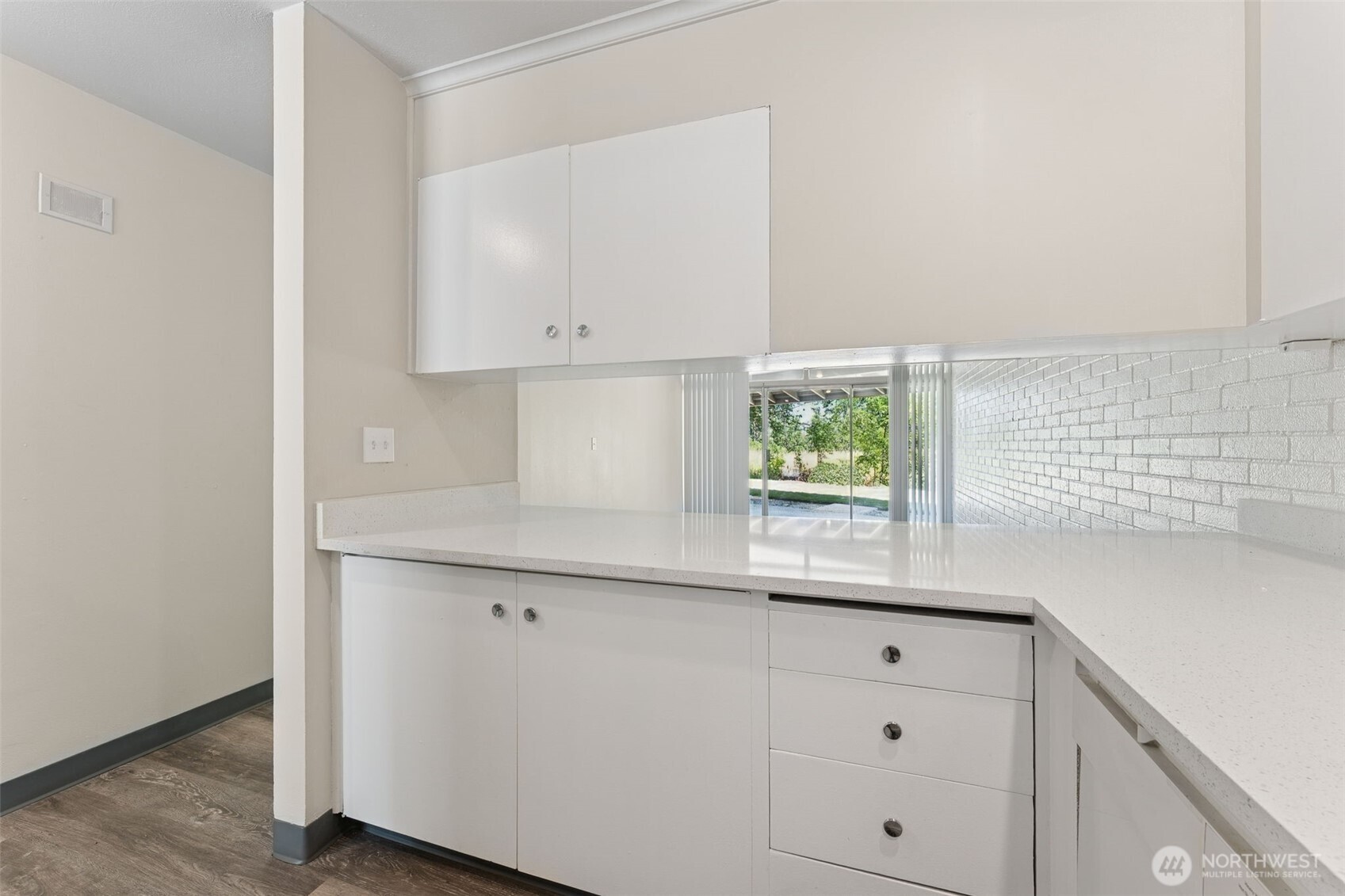 12413 Bridgeport Way SW Lakewood WA 98499