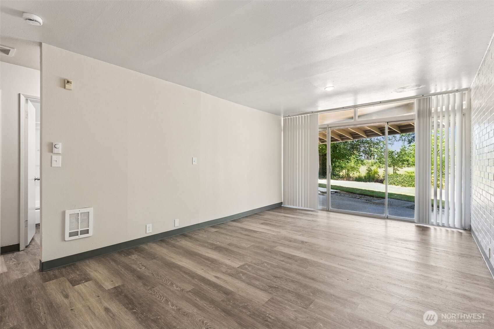 12413 Bridgeport Way SW Lakewood WA 98499