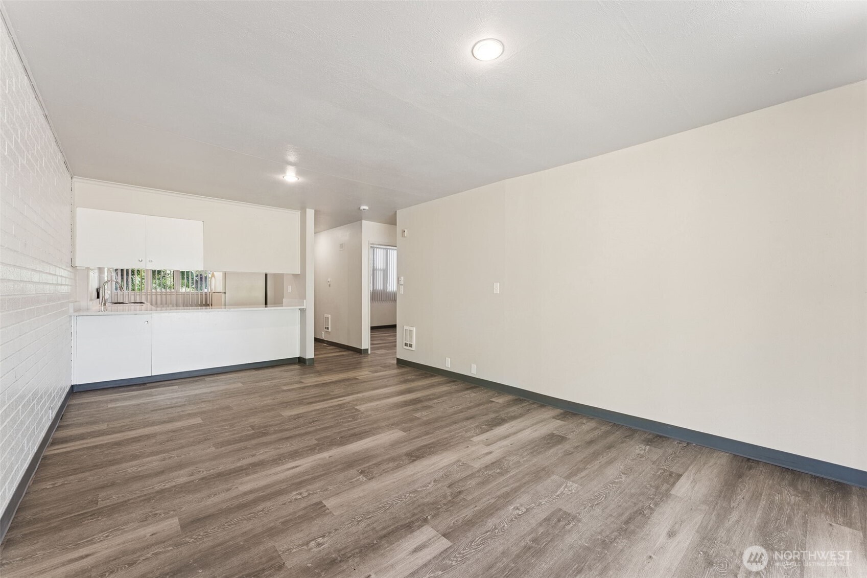 12413 Bridgeport Way SW Lakewood WA 98499