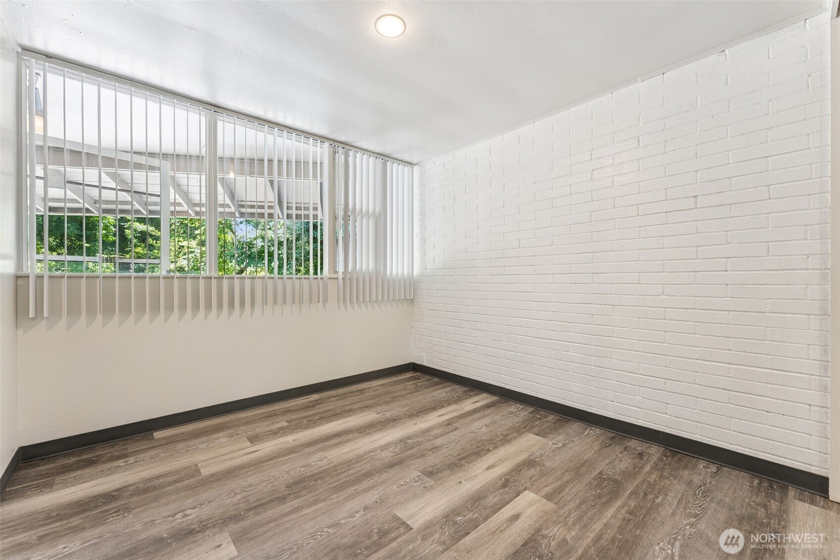 12413 Bridgeport Way SW Lakewood WA 98499