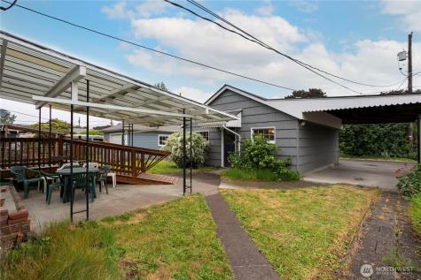 1420 9TH Longview WA 98632