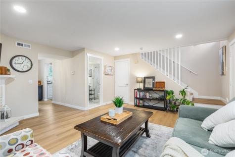 293 146th Place NE Bellevue WA 98007