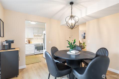 293 146th Place NE Bellevue WA 98007