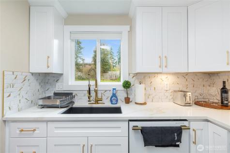 293 146th Place NE Bellevue WA 98007