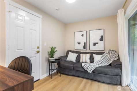 293 146th Place NE Bellevue WA 98007