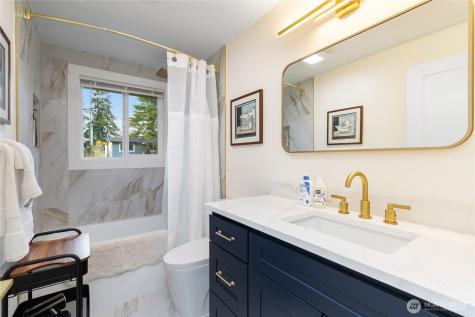 293 146th Place NE Bellevue WA 98007