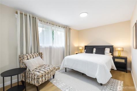 293 146th Place NE Bellevue WA 98007