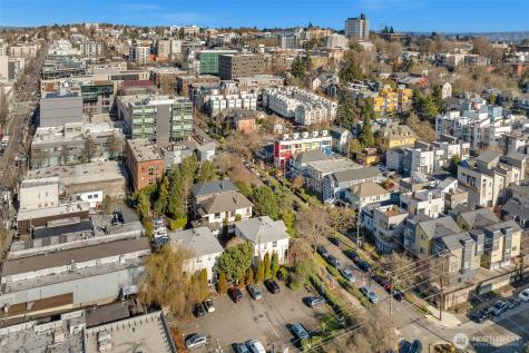 913 13th Avenue Seattle WA 98122