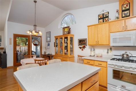 5005 109th Street NE Marysville WA 98271