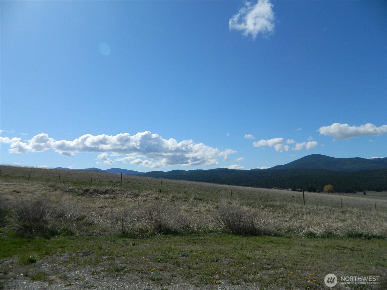 100 Summer Road Tonasket WA 98855