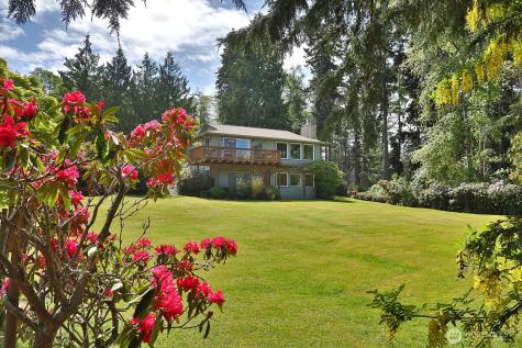 3459 Marine View Drive Greenbank WA 98253