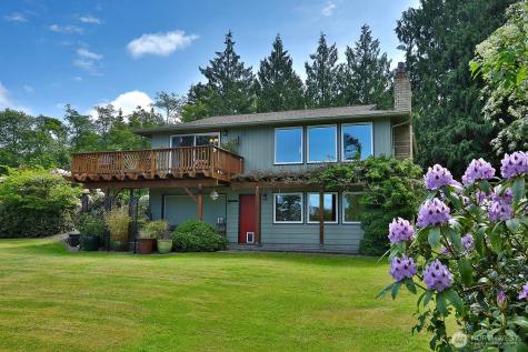 3459 Marine View Drive Greenbank WA 98253