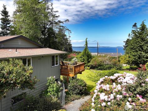 3459 Marine View Drive Greenbank WA 98253