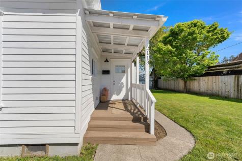2113 S Wilkeson Street Tacoma WA 98405