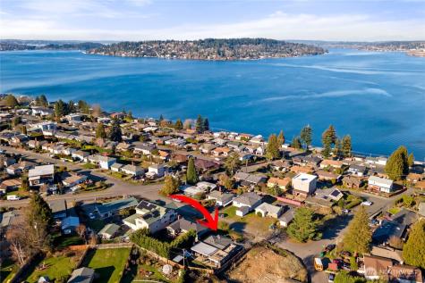 11017 Forest Avenue S Seattle WA 98178