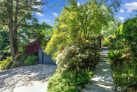 3651 Perkins Lane W Seattle WA 98199