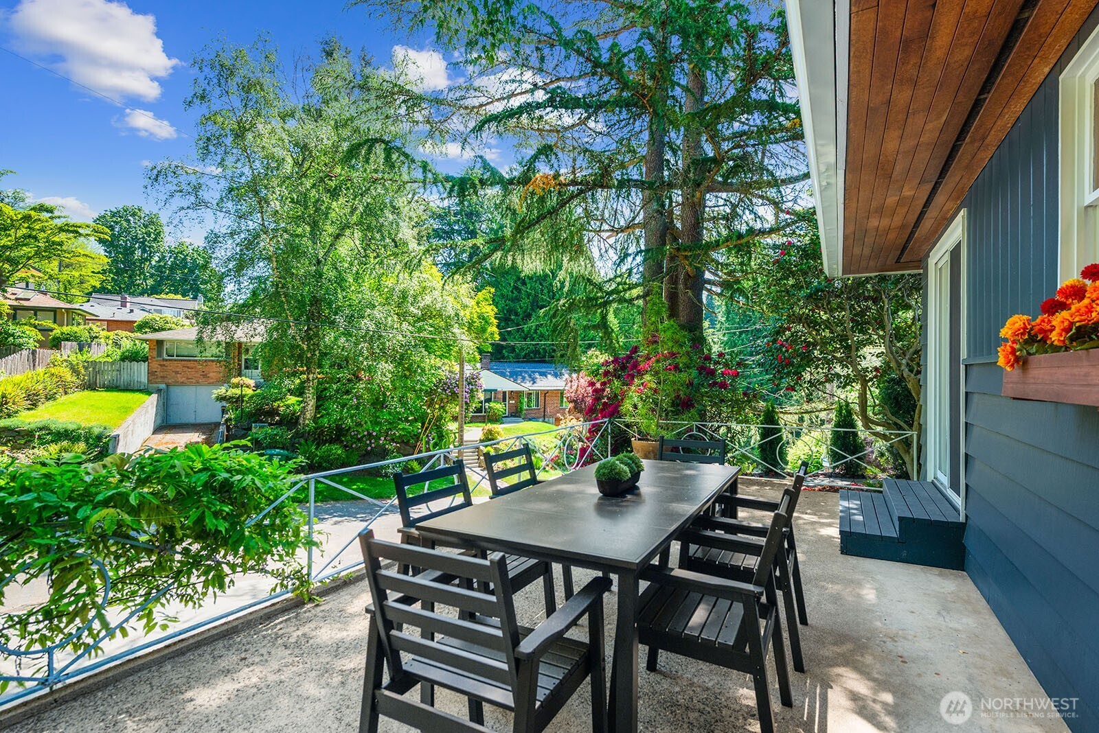 3651 Perkins Lane W Seattle WA 98199