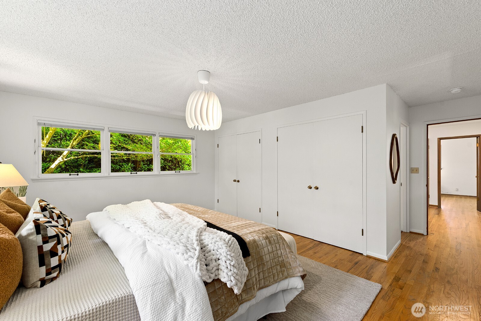 3651 Perkins Lane W Seattle WA 98199