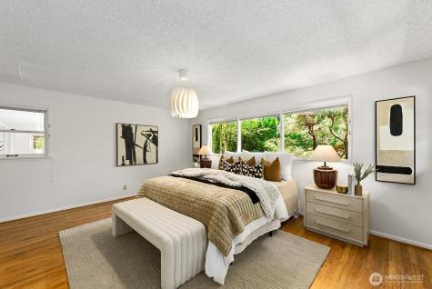 3651 Perkins Lane W Seattle WA 98199