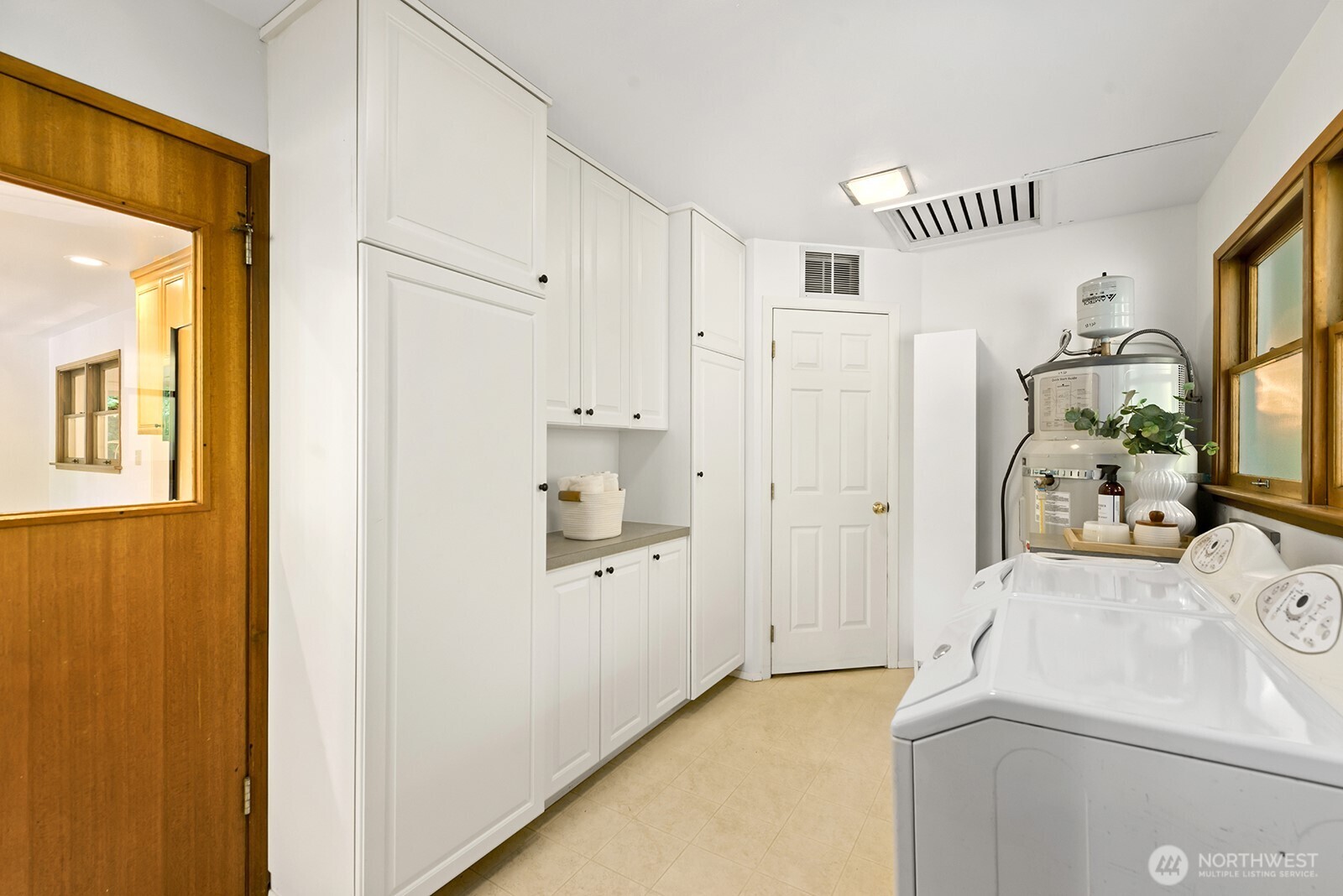 3651 Perkins Lane W Seattle WA 98199