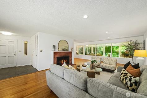 3651 Perkins Lane W Seattle WA 98199