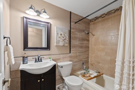 17521 25th Street Court E Lake Tapps WA 98391