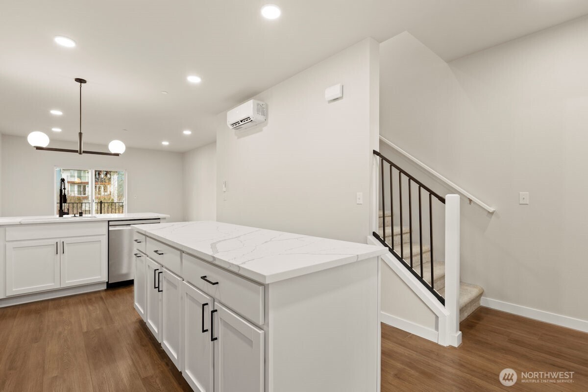 16823 Alder Way Lynnwood WA 98037