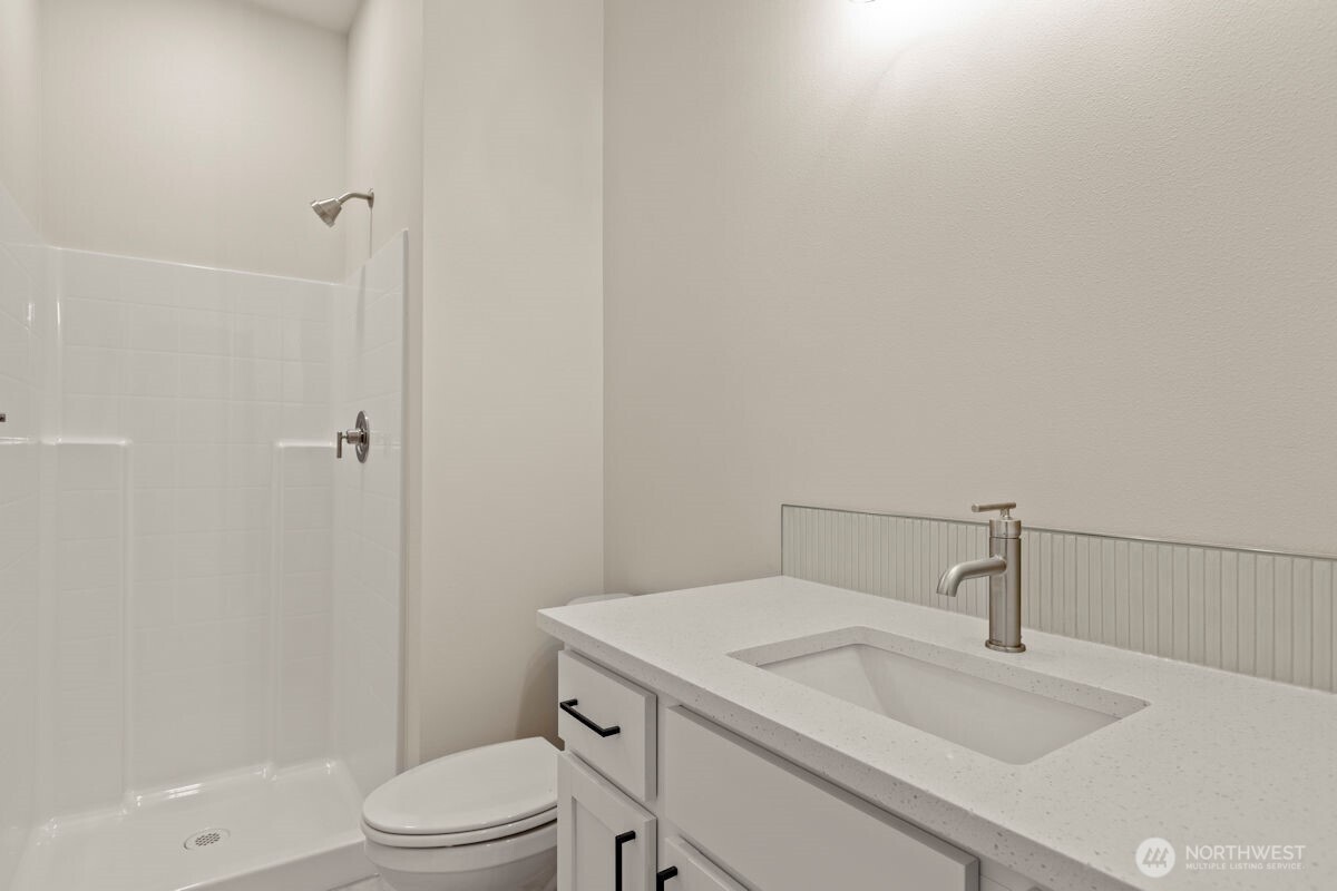 16823 Alder Way Lynnwood WA 98037