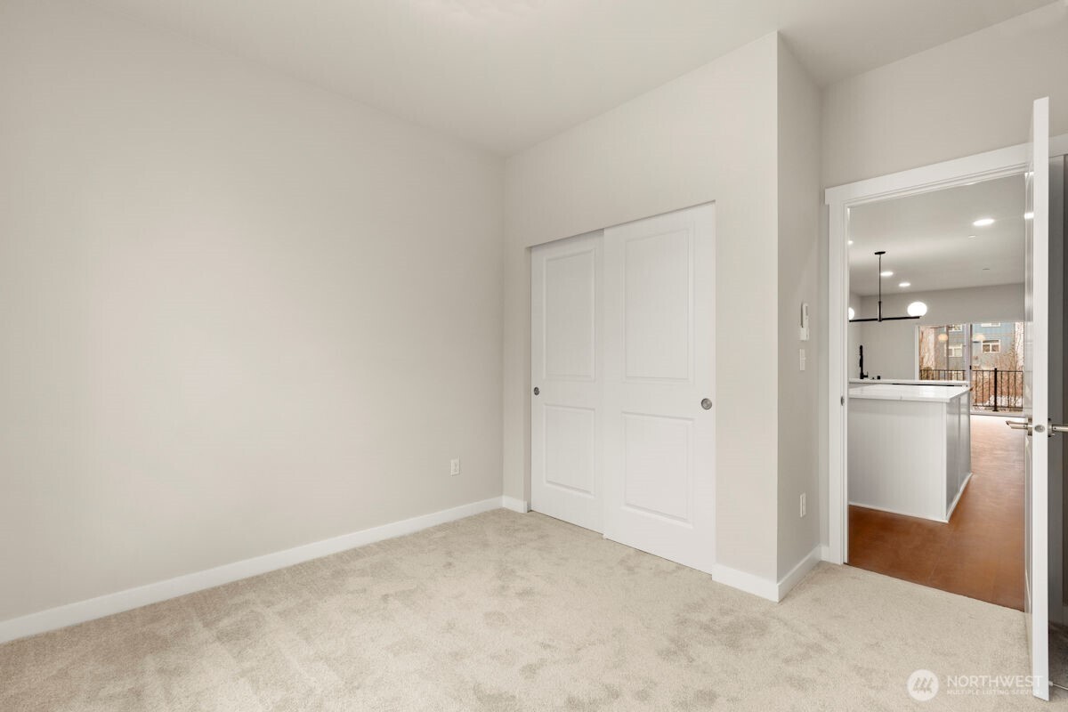 16823 Alder Way Lynnwood WA 98037
