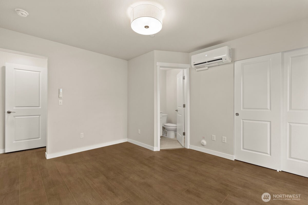 16823 Alder Way Lynnwood WA 98037
