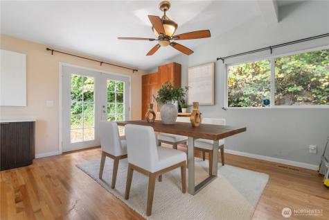 15641 SE 24th Street Bellevue WA 98008